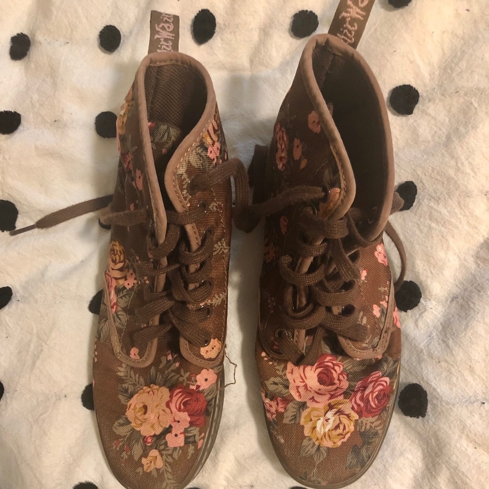 Doc Martens vintage floral boots